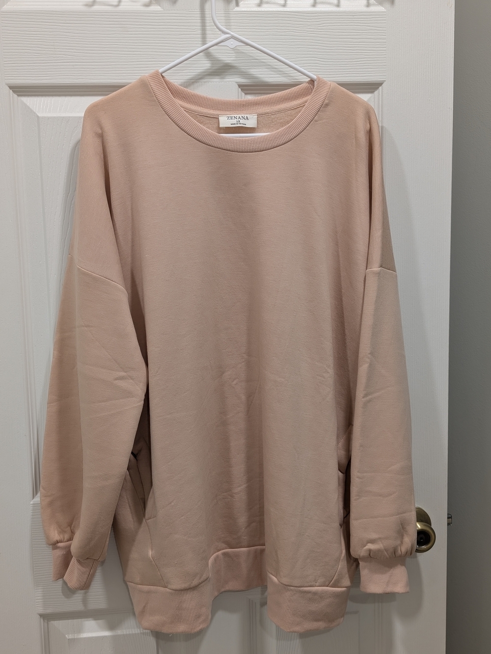 Zenana Women’s Crewneck Baby Soft Fleece lined Sweater (With Pockets!) 🧸